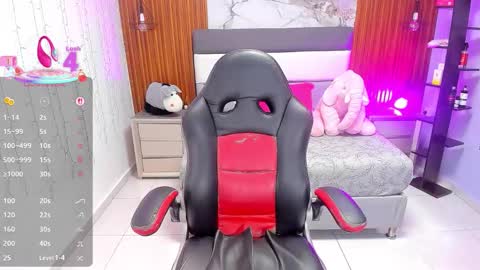 Snapshot of rosie_moss chatting on September 2025 07:26:01 PM ROSSI online show from September 2025 07:26:01 PM