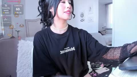 Snapshot of rosie_se chatting on January 2025 03:26:01 PM Rosieeee online show from January 2025 03:26:01 PM