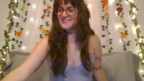 Snapshot of rosie_woods chatting on October 2025 03:28:01 AM rosie_woods online show from October 2025 03:28:01 AM