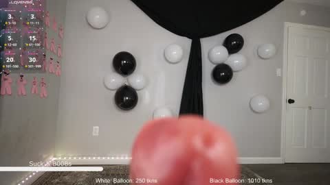 Rosie Bones online show from January 2025 12:00:02 AM