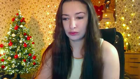Snapshot of rosierosa chatting on January 2026 04:07:02 AM Rosie is waiting for YOU online show from January 2026 04:07:02 AM