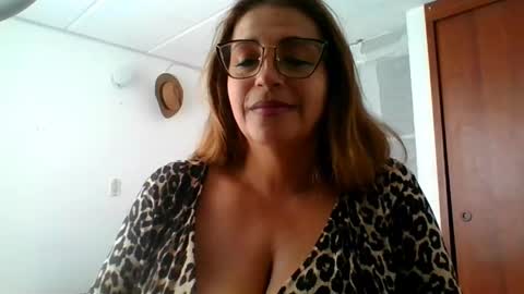 Rossana  online show from March 2025 07:40:01 PM