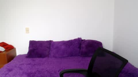 rosse online show from October 2025 12:36:02 PM