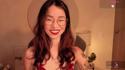 Snapshot of rosse_98_ chatting on June 2026 02:26:02 PM Miss Rosse online show from June 2026 02:26:02 PM