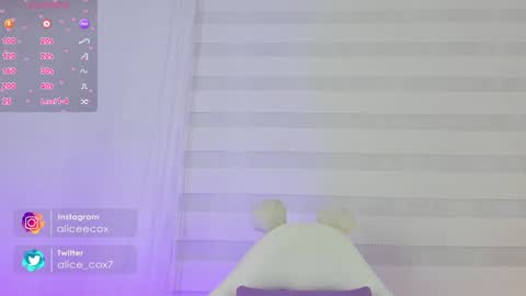 Snapshot of rosse_amyy chatting on January 2025 11:12:02 AM online show from January 2025 11:12:02 AM