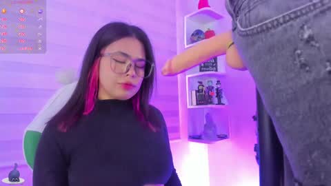 Snapshot of rosse_amyy chatting on October 2025 12:06:01 PM online show from October 2025 12:06:01 PM