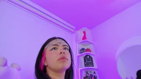 Snapshot of rosse_amyy chatting on October 2025 11:44:02 AM online show from October 2025 11:44:02 AM