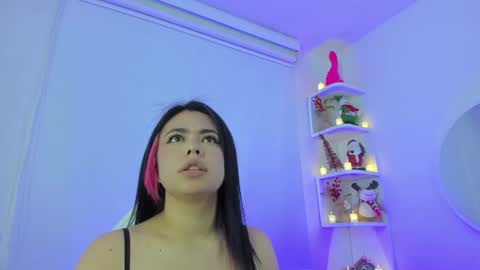 Snapshot of rosse_amyy chatting on November 2025 12:09:02 PM online show from November 2025 12:09:02 PM