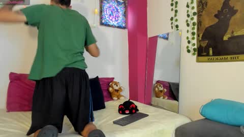 Anal for the first time 40000tks online show from November 2025 04:25:01 PM