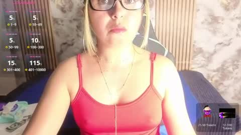 Snapshot of rosse_meyer chatting on May 2026 08:04:02 PM MY NAME IS ROSSE online show from May 2026 08:04:02 PM