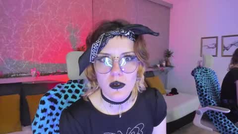 Snapshot of rossiie_hunt_ chatting on March 2026 02:56:01 PM rossiie_hunt_ online show from March 2026 02:56:01 PM