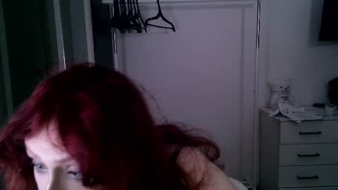 Snapshot of rosy_petal chatting on July 2026 01:19:01 AM rosy_petal online show from July 2026 01:19:01 AM
