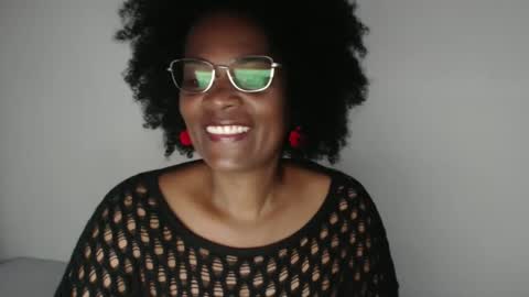 luxa online show from January 2025 12:31:02 PM