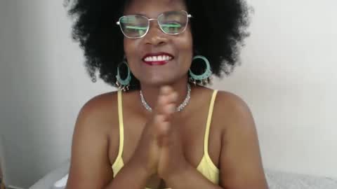 luxa online show from February 2025 01:16:01 PM