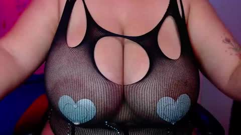 Snapshot of rousrossell_4 chatting on January 2025 12:55:01 AM Call me Rous  online show from January 2025 12:55:01 AM