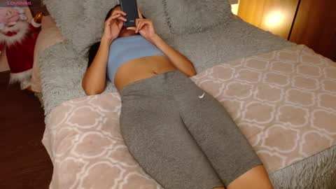 Rouss marie henao  online show from January 2025 02:36:01 AM
