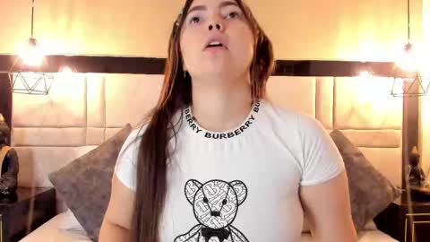 RousseWalker online show from November 2025 03:39:01 PM