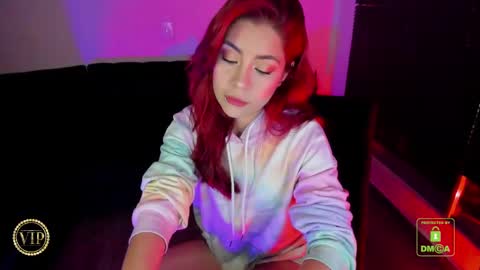 Snapshot of rouxeee chatting on October 2025 03:35:01 AM    online show from October 2025 03:35:01 AM
