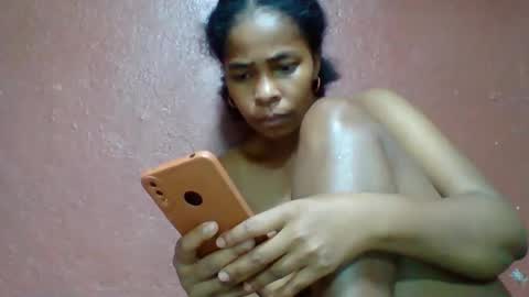 rovaelyah online show from October 2025 08:11:02 PM