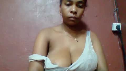 rovaelyah online show from March 2026 05:35:02 AM