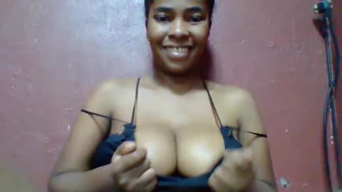 rovaelyah online show from May 2026 06:29:02 AM