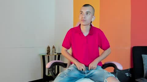 Rowan online show from April 2026 07:29:01 PM