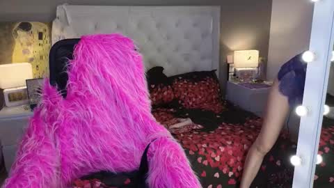 Roxalana online show from February 2026 01:12:02 PM