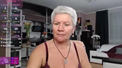 Roxana online show from March 2026 07:22:02 PM