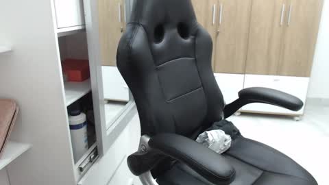 Snapshot of roxanalove7 chatting on February 2025 02:31:01 AM Roxana online show from February 2025 02:31:01 AM