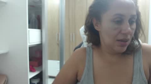 Snapshot of roxanalove7 chatting on February 2025 01:13:02 AM Roxana online show from February 2025 01:13:02 AM