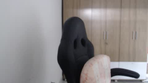 Snapshot of roxanalove7 chatting on October 2025 08:38:02 PM Roxana online show from October 2025 08:38:02 PM