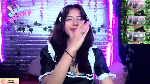 Snapshot of roxanbunny chatting on March 2026 07:00:02 AM roxxy online show from March 2026 07:00:02 AM