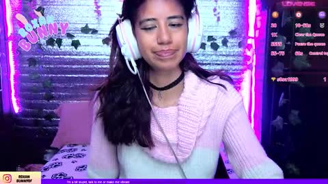 Snapshot of roxanbunny chatting on March 2026 08:19:01 AM roxxy online show from March 2026 08:19:01 AM