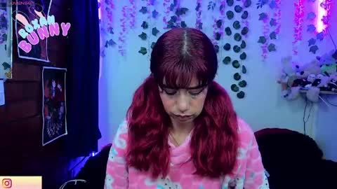 Snapshot of roxanbunny chatting on May 2026 08:32:02 AM roxxy online show from May 2026 08:32:02 AM
