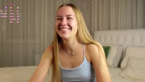 Anna Lokiss online show from October 2025 11:10:01 AM