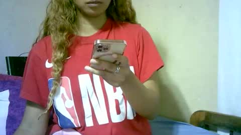 roxanne_98 online show from January 2026 02:55:02 PM