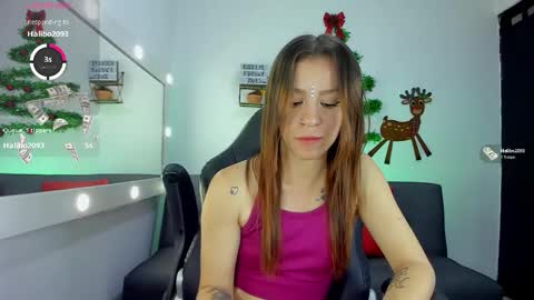 roxanne online show from December 2025 07:51:02 PM