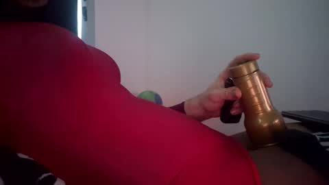 Snapshot of roxi6969 chatting on February 2025 01:58:02 AM Power play online show from February 2025 01:58:02 AM