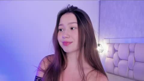 Snapshot of roxie_summers chatting on April 2026 07:48:01 PM Roxie online show from April 2026 07:48:01 PM
