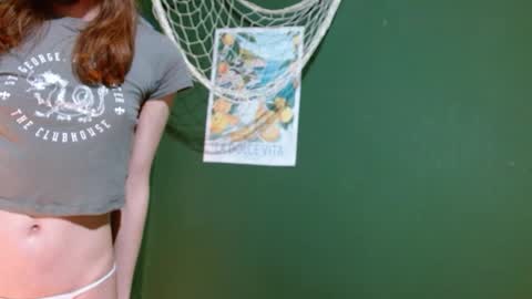 Snapshot of roxiehood chatting on September 2025 01:53:01 AM Roxie online show from September 2025 01:53:01 AM