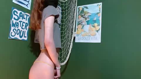 Snapshot of roxiehood chatting on October 2025 02:31:01 AM Roxie online show from October 2025 02:31:01 AM