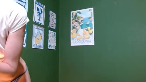 Snapshot of roxiehood chatting on October 2025 07:40:01 PM Roxie online show from October 2025 07:40:01 PM