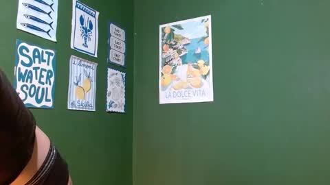 Snapshot of roxiehood chatting on October 2025 02:34:01 AM Roxie online show from October 2025 02:34:01 AM