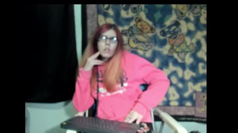 roxihazeleyes online show from March 2025 05:49:02 AM