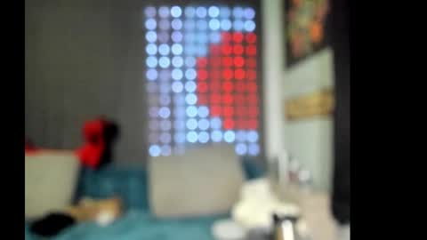 roxihazeleyes online show from October 2025 04:37:01 PM