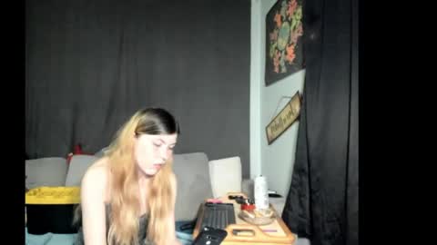 Snapshot of roxihazeleyes chatting on May 2026 03:47:02 AM roxihazeleyes online show from May 2026 03:47:02 AM