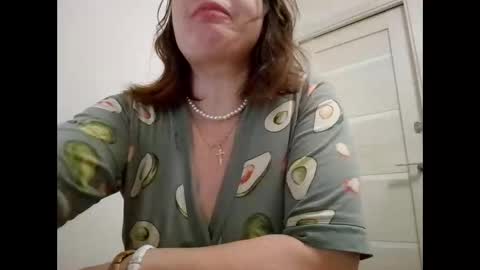 Snapshot of roxolanaa_sexy chatting on March 2026 08:23:01 PM ROXOLANAA SEXY online show from March 2026 08:23:01 PM