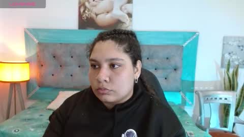 Snapshot of roxx_iie chatting on October 2025 03:04:01 AM roxiie online show from October 2025 03:04:01 AM