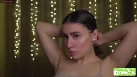 Snapshot of roxxxete chatting on November 2025 07:02:02 PM roxxxete online show from November 2025 07:02:02 PM