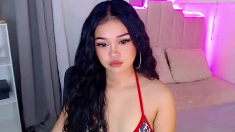 roxxy_blossom online show from October 2025 02:50:02 AM
